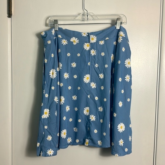 NWT Unique vintage Daisy print Briella flaired skirt and cropped top set retro - Picture 5 of 16